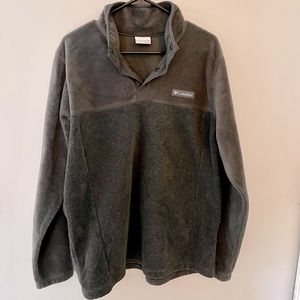 Columbia 1/4 button pull over sweatshirt, medium, dark gray